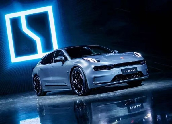 A CES debütálásától a sivatagi győzelemig: Zeekr viharral veszi át a Közel-Keletet