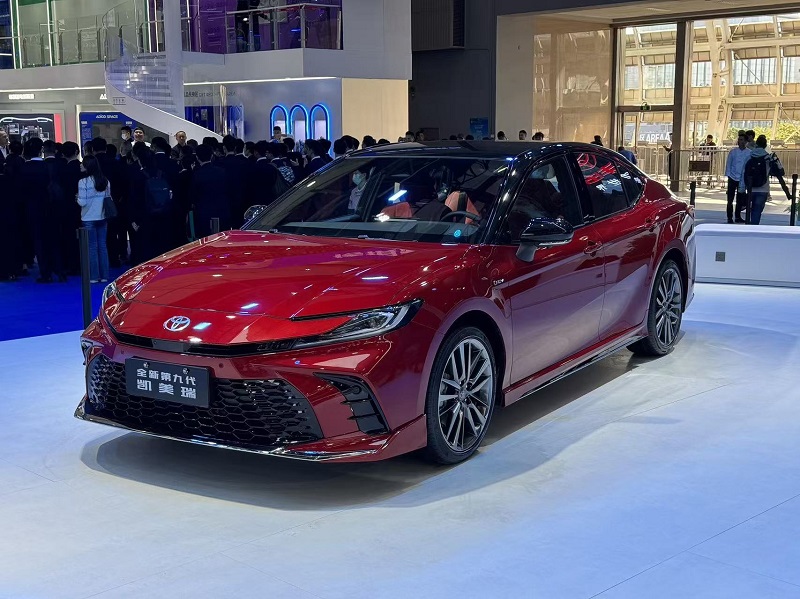 A hírnév választása a szedánpiacon